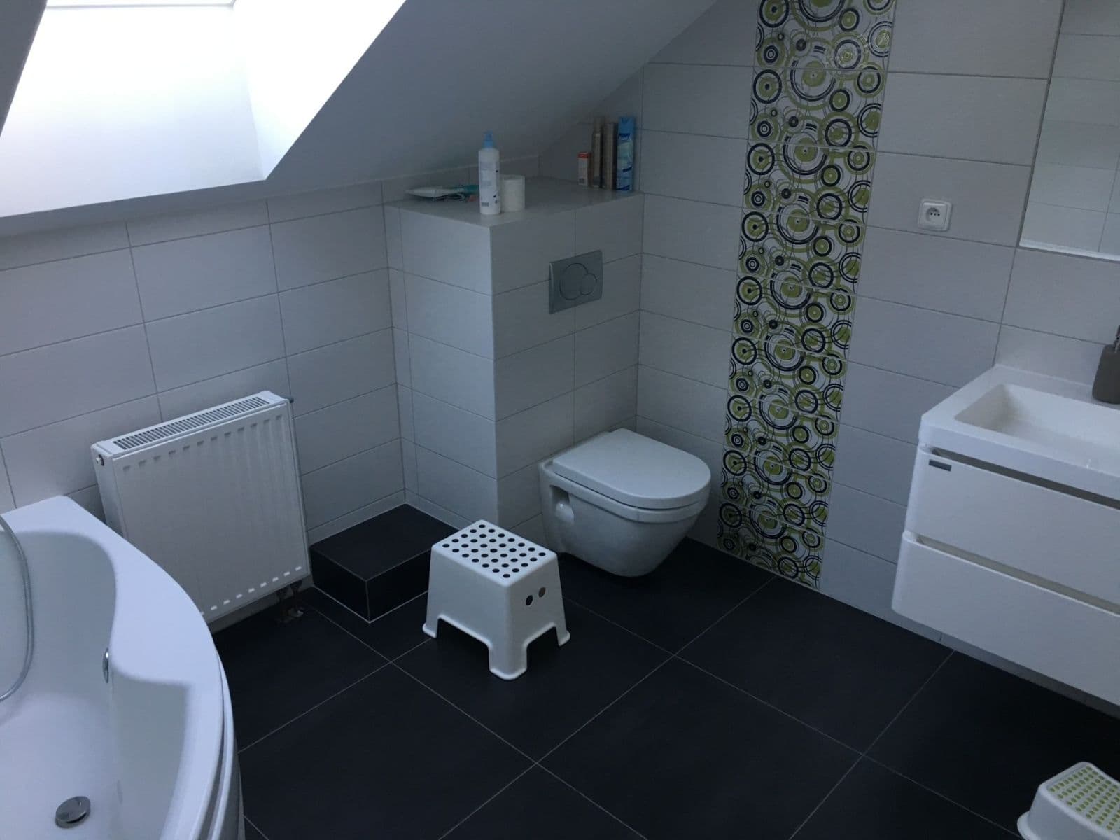 Prodej domu 176 m², pozemek 506 m², V Zátiší, Zdiby, Středočeský kraj Prodej domu 176 m², pozemek 506 m², V Zátiší, Zdiby, Středočeský kraj