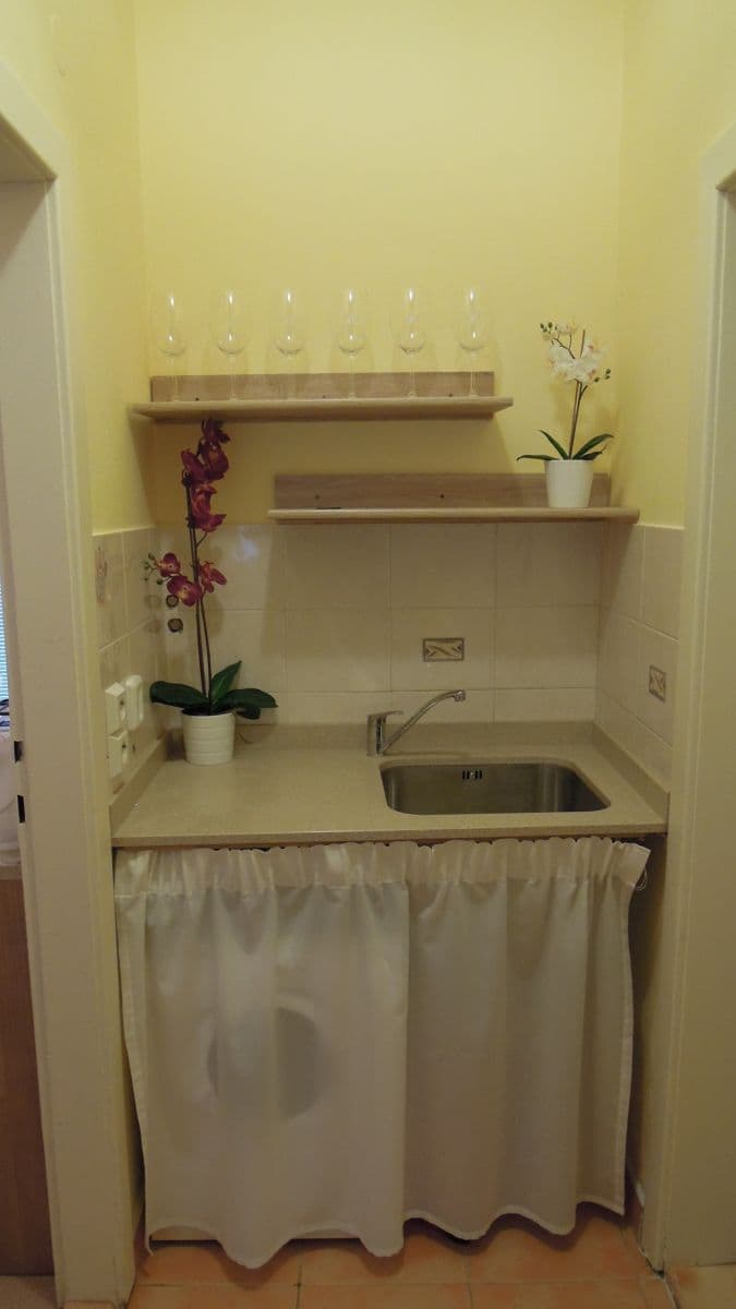 Pronájem bytu 1+1 32 m², Pohankova, Brno, Jihomoravský kraj Pronájem bytu 1+1 32 m², Pohankova, Brno, Jihomoravský kraj