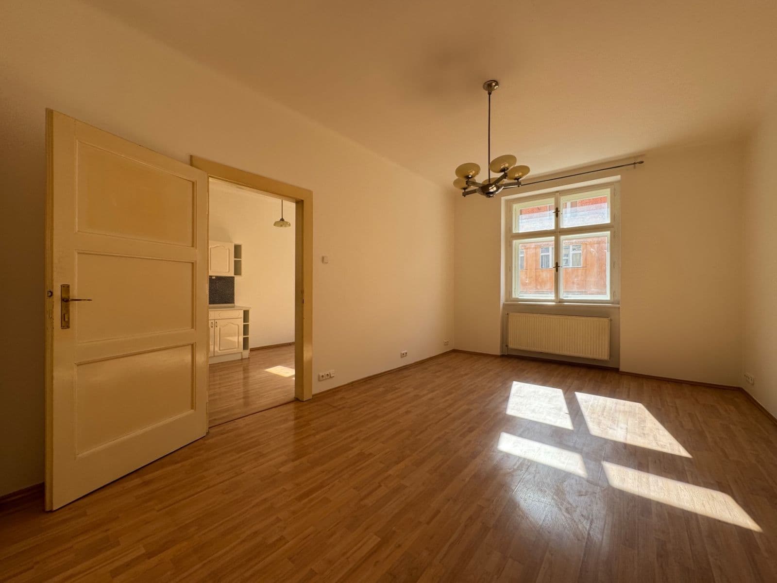 Pronájem bytu 1+1 46 m², Písecká, Praha, Praha Pronájem bytu 1+1 46 m², Písecká, Praha, Praha