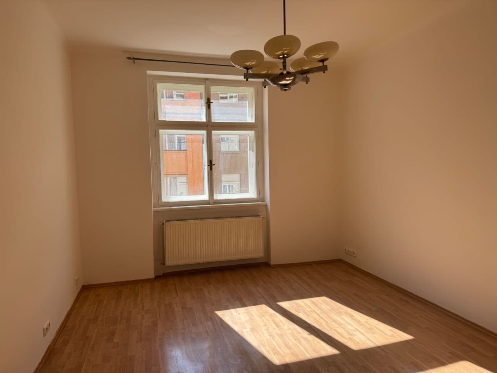 Pronájem bytu 1+1 46 m², Písecká, Praha, Praha Pronájem bytu 1+1 46 m², Písecká, Praha, Praha