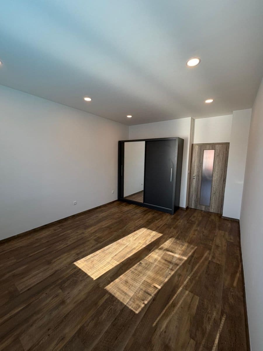 Pronájem bytu 2+kk 59 m², Nad Šutkou, Praha, Praha Pronájem bytu 2+kk 59 m², Nad Šutkou, Praha, Praha