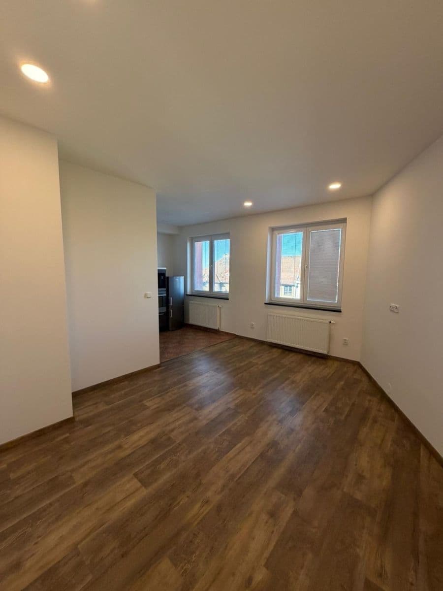 Pronájem bytu 2+kk 59 m², Nad Šutkou, Praha, Praha Pronájem bytu 2+kk 59 m², Nad Šutkou, Praha, Praha