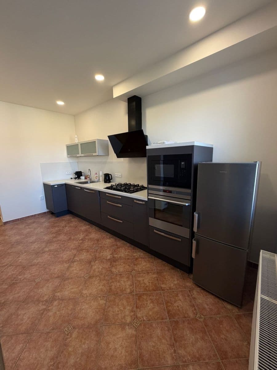 Pronájem bytu 2+kk 59 m², Nad Šutkou, Praha, Praha Pronájem bytu 2+kk 59 m², Nad Šutkou, Praha, Praha