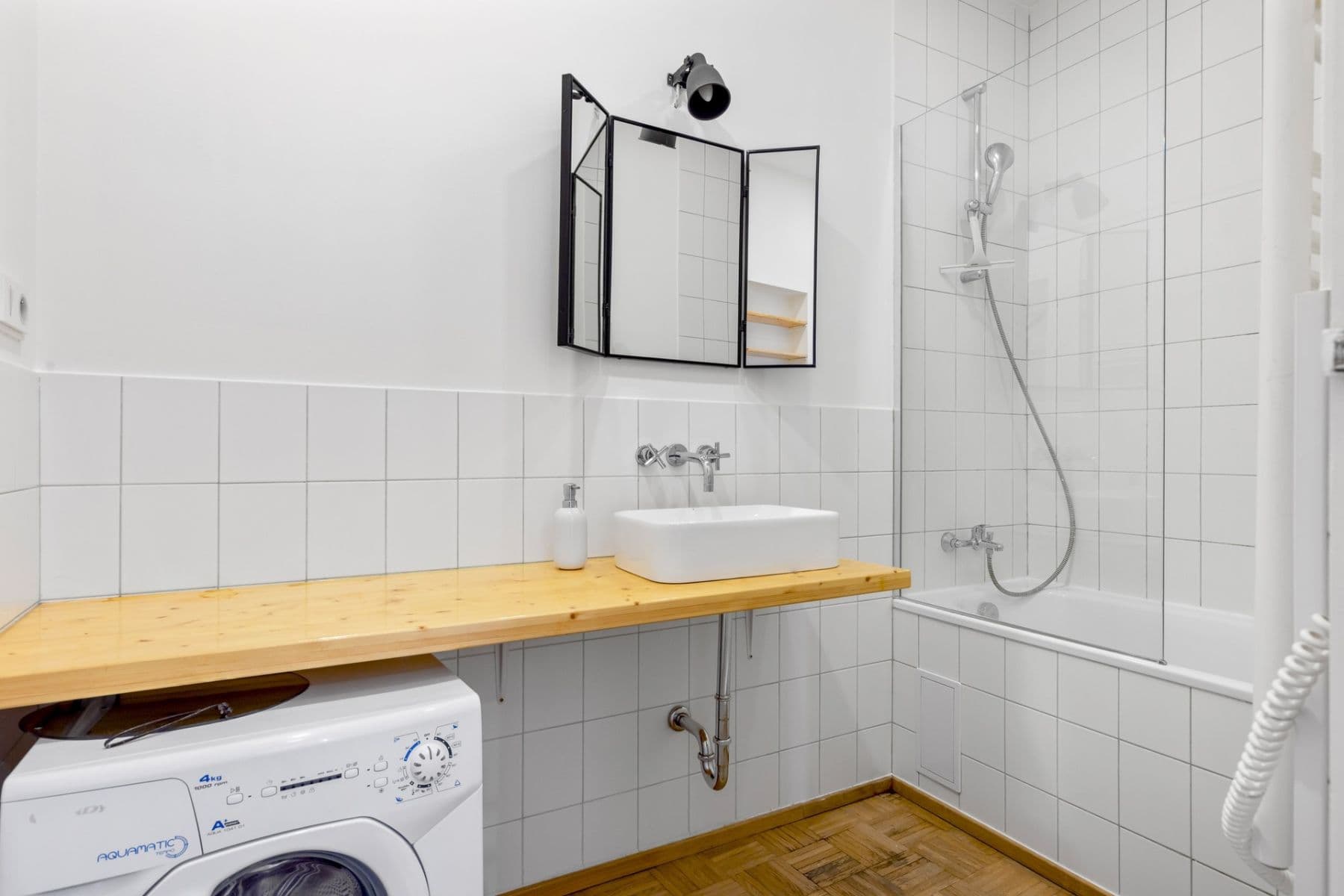 Pronájem bytu 2+kk 56 m², Jateční, Praha, Praha Pronájem bytu 2+kk 56 m², Jateční, Praha, Praha