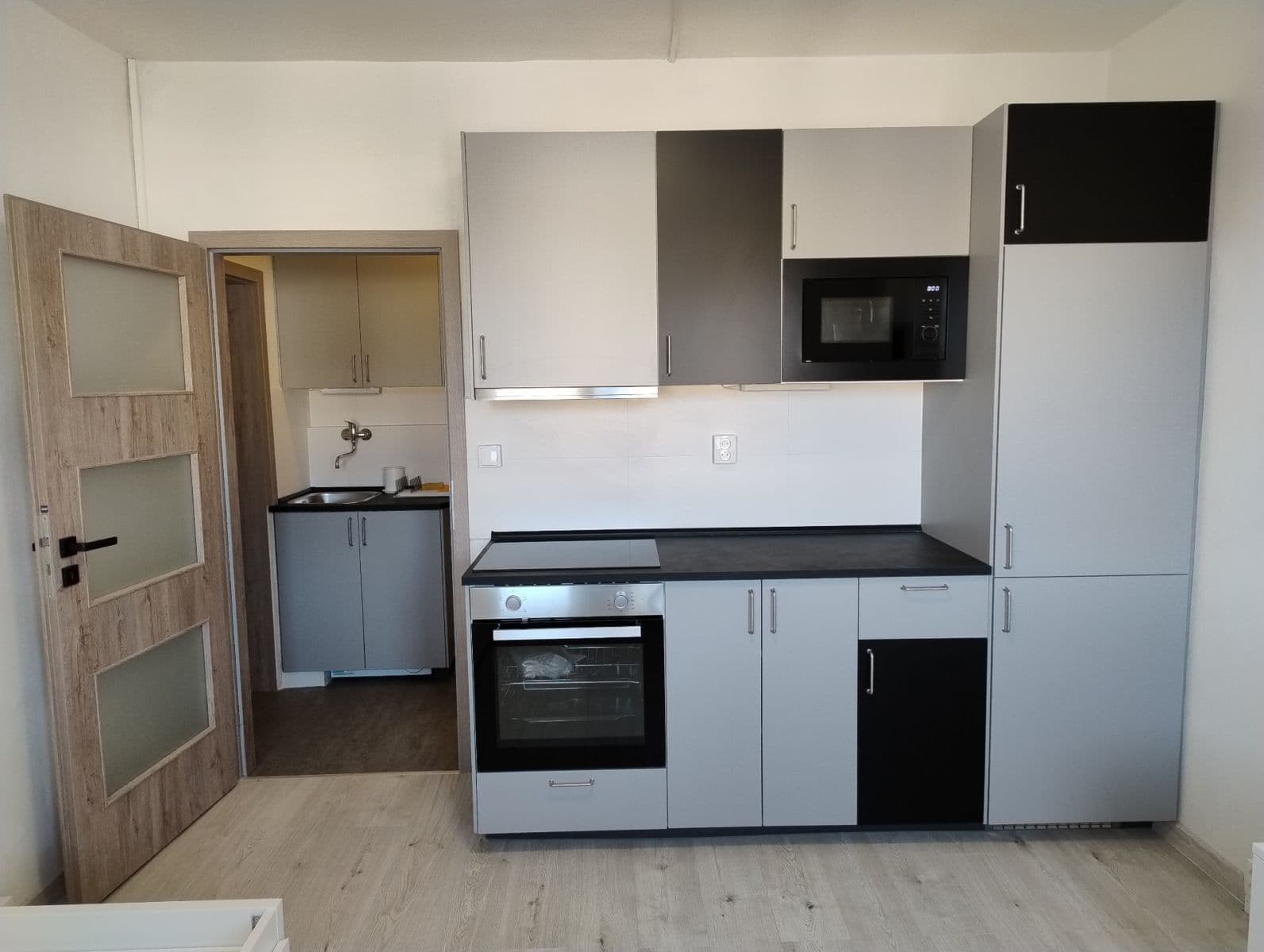 Pronájem bytu 1+kk 20 m², Mendlovo náměstí, Brno, Jihomoravský kraj Pronájem bytu 1+kk 20 m², Mendlovo náměstí, Brno, Jihomoravský kraj