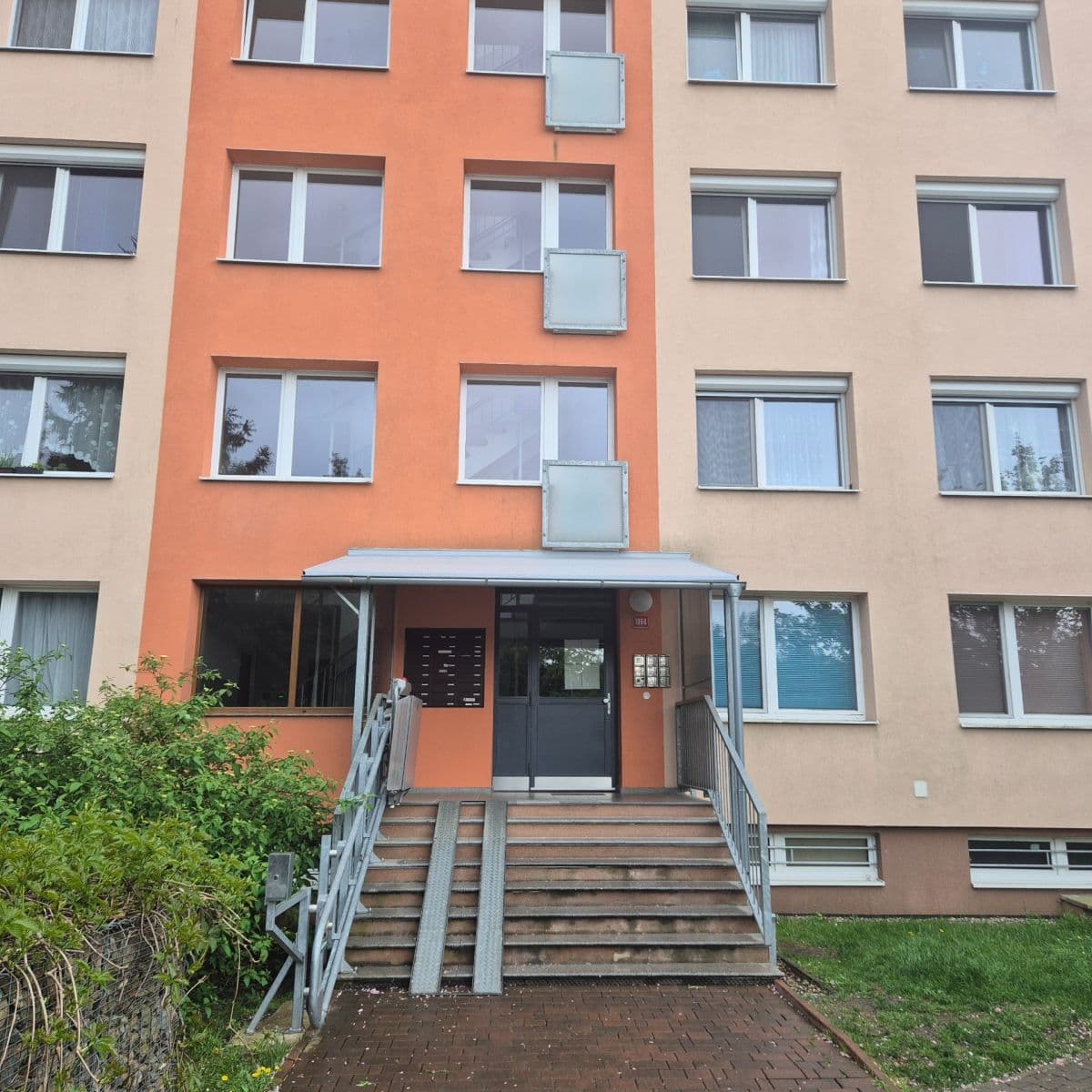 Pronájem bytu 2+kk 41 m², Na Výsluní, Neratovice, Středočeský kraj Pronájem bytu 2+kk 41 m², Na Výsluní, Neratovice, Středočeský kraj
