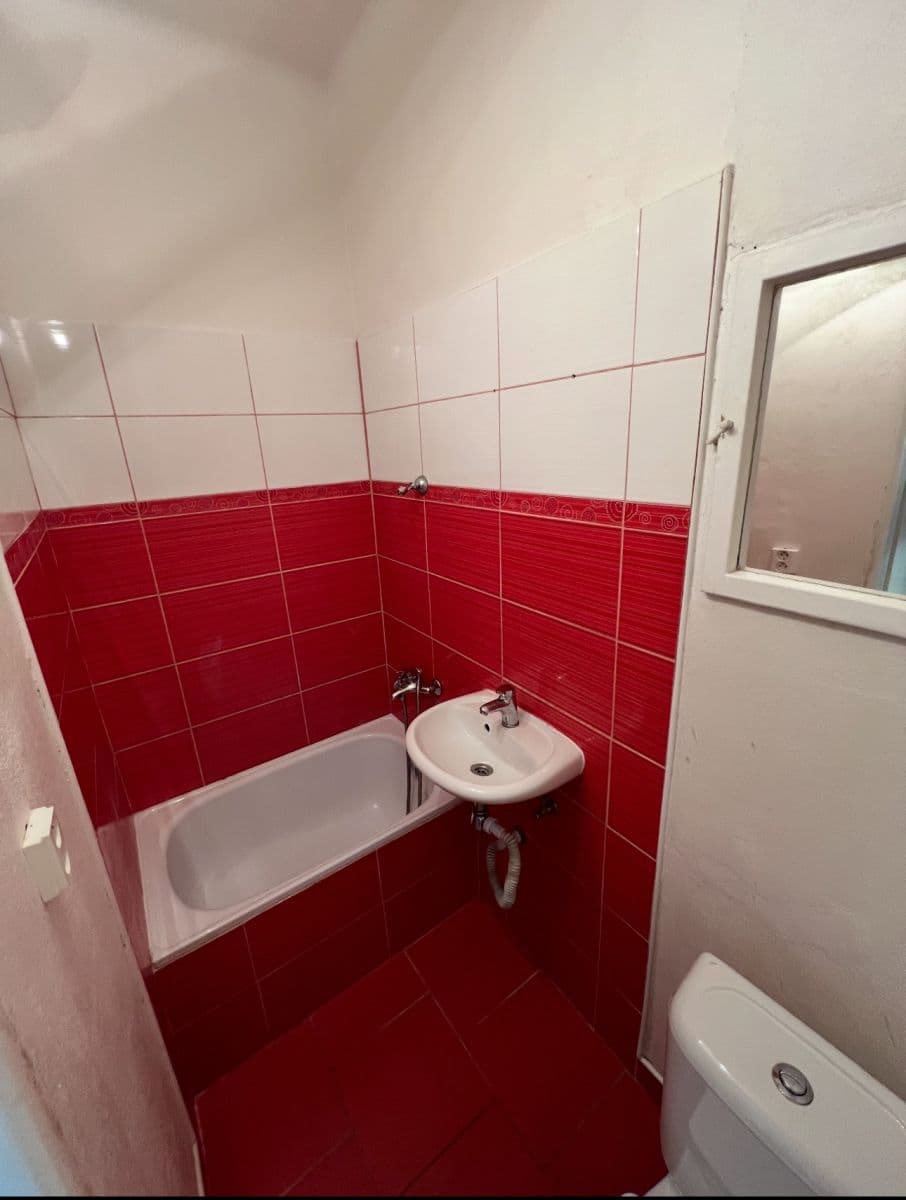Pronájem bytu 1+1 45 m², Tilhonova, Brno, Jihomoravský kraj Pronájem bytu 1+1 45 m², Tilhonova, Brno, Jihomoravský kraj