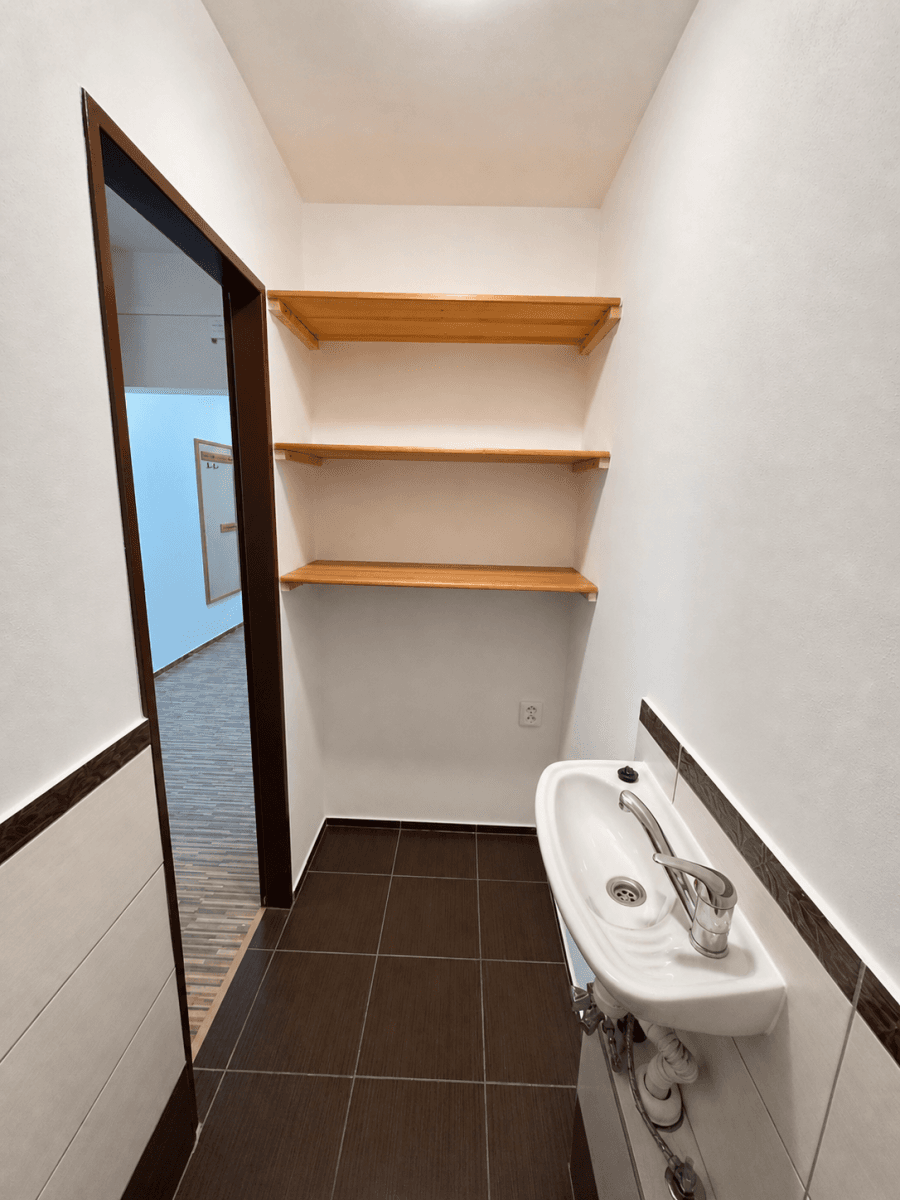 Prodej bytu 2+kk 49 m², Nechvílova, Praha, Praha Prodej bytu 2+kk 49 m², Nechvílova, Praha, Praha