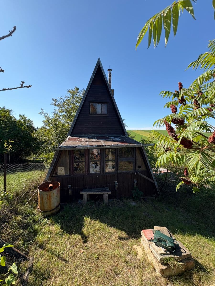 Prodej chaty, chalupy 14 m², pozemek 575 m², Šlapanice, Jihomoravský kraj Prodej chaty, chalupy 14 m², pozemek 575 m², Šlapanice, Jihomoravský kraj