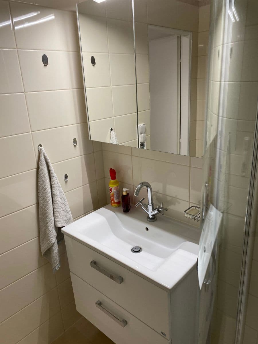 Pronájem bytu 3+1 71 m², Kytlická, Praha, Praha Pronájem bytu 3+1 71 m², Kytlická, Praha, Praha