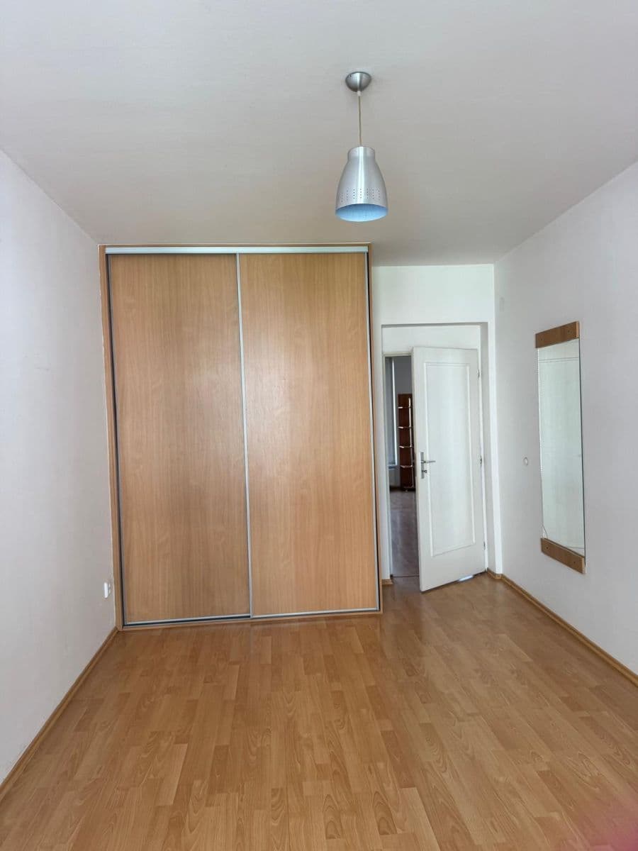 Pronájem bytu 2+kk 57 m², Za černým mostem, Praha, Praha Pronájem bytu 2+kk 57 m², Za černým mostem, Praha, Praha