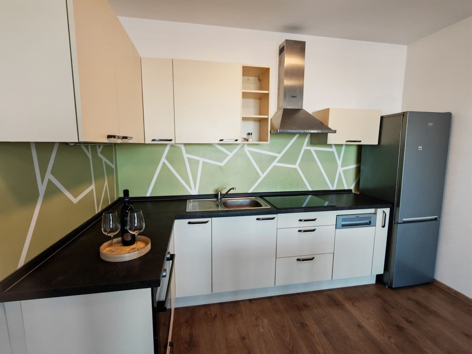 Pronájem bytu 2+1 55 m², Ružinov, Bratislavský kraj Pronájem bytu 2+1 55 m², Ružinov, Bratislavský kraj