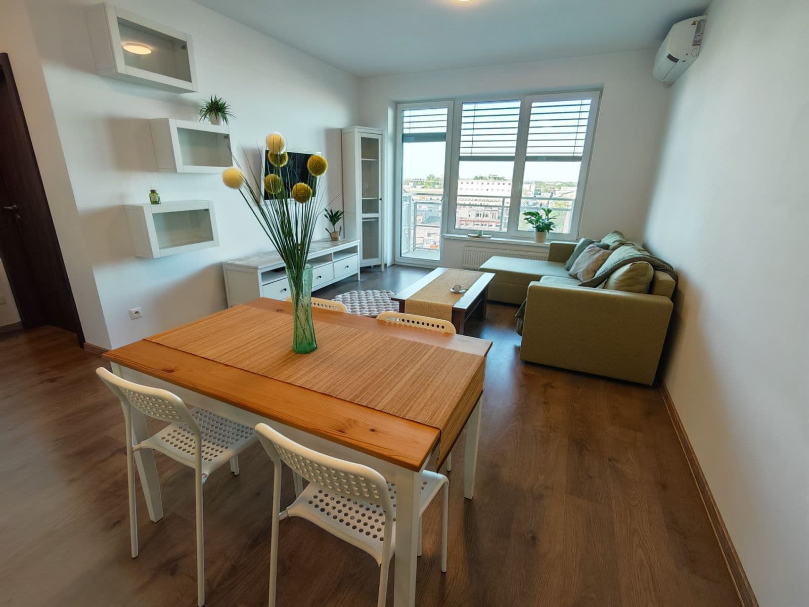 Pronájem bytu 2+1 55 m², Ružinov, Bratislavský kraj Pronájem bytu 2+1 55 m², Ružinov, Bratislavský kraj