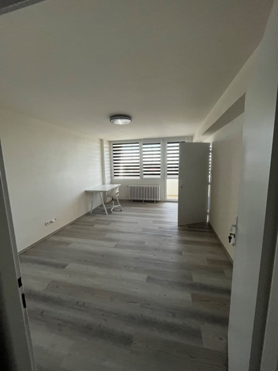 Pronájem bytu 3+1 81 m², Evropská, Praha, Praha Pronájem bytu 3+1 81 m², Evropská, Praha, Praha