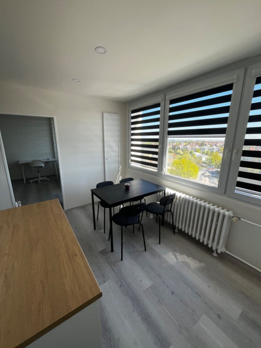 Pronájem bytu 3+1 81 m², Evropská, Praha, Praha Pronájem bytu 3+1 81 m², Evropská, Praha, Praha