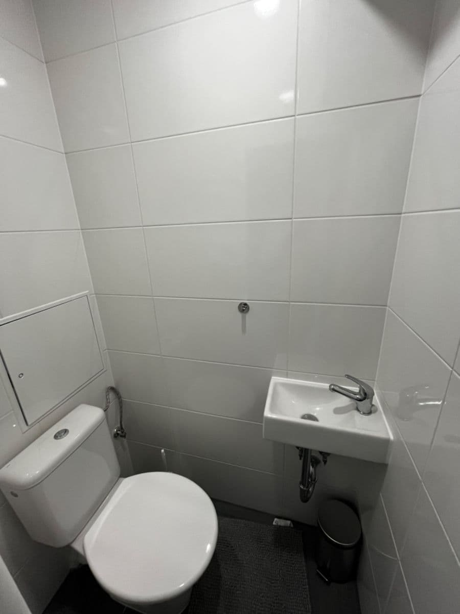 Pronájem bytu 3+1 81 m², Evropská, Praha, Praha Pronájem bytu 3+1 81 m², Evropská, Praha, Praha