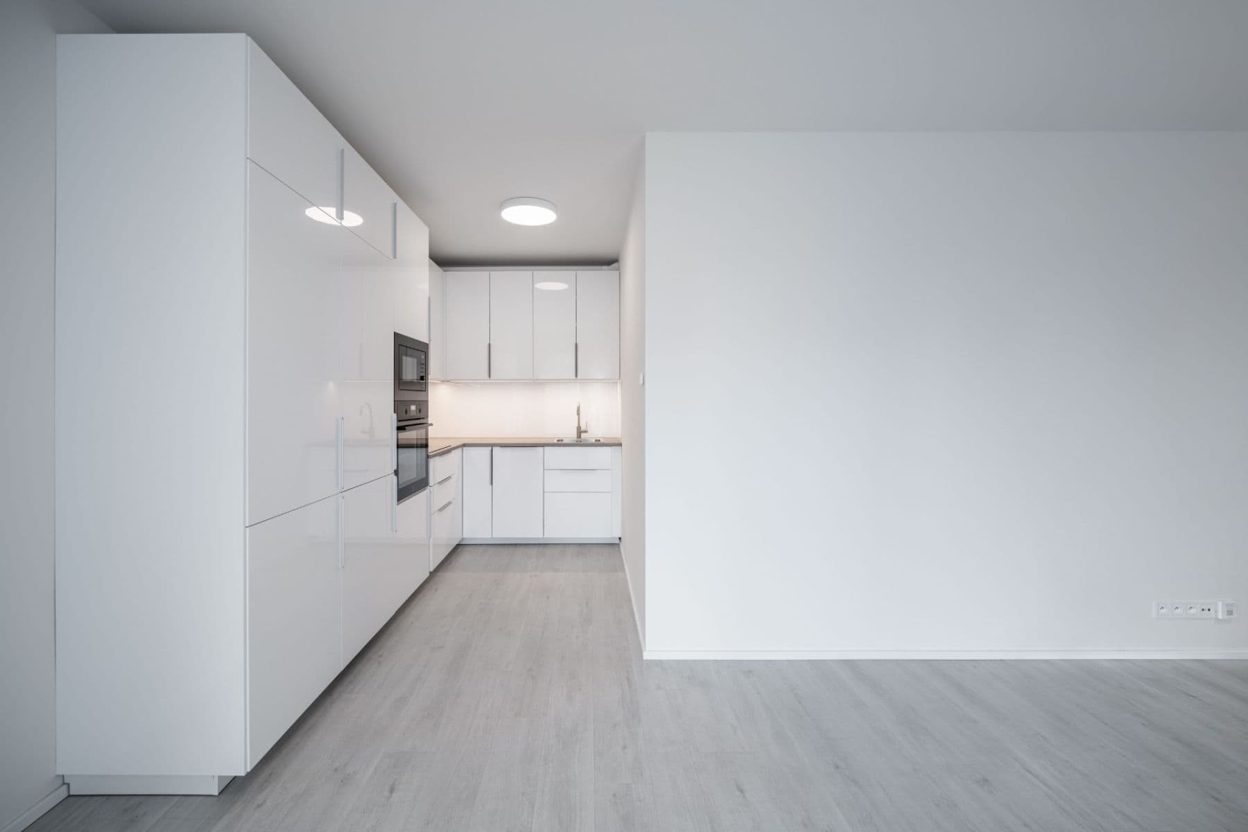Pronájem bytu 1+kk 41 m², Gerstelova, Praha, Praha Pronájem bytu 1+kk 41 m², Gerstelova, Praha, Praha