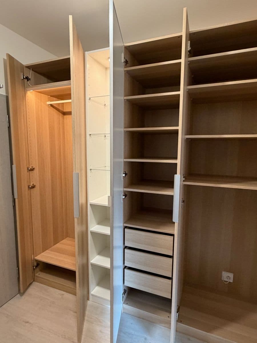 Pronájem bytu 1+kk 41 m², Gerstelova, Praha, Praha Pronájem bytu 1+kk 41 m², Gerstelova, Praha, Praha