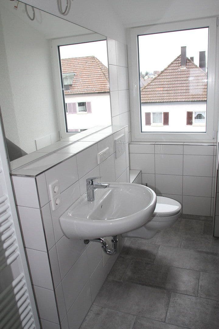 Pronájem bytu 2+kk 85 m², Reutlingen, Bádensko-Württembersko Pronájem bytu 2+kk 85 m², Reutlingen, Bádensko-Württembersko