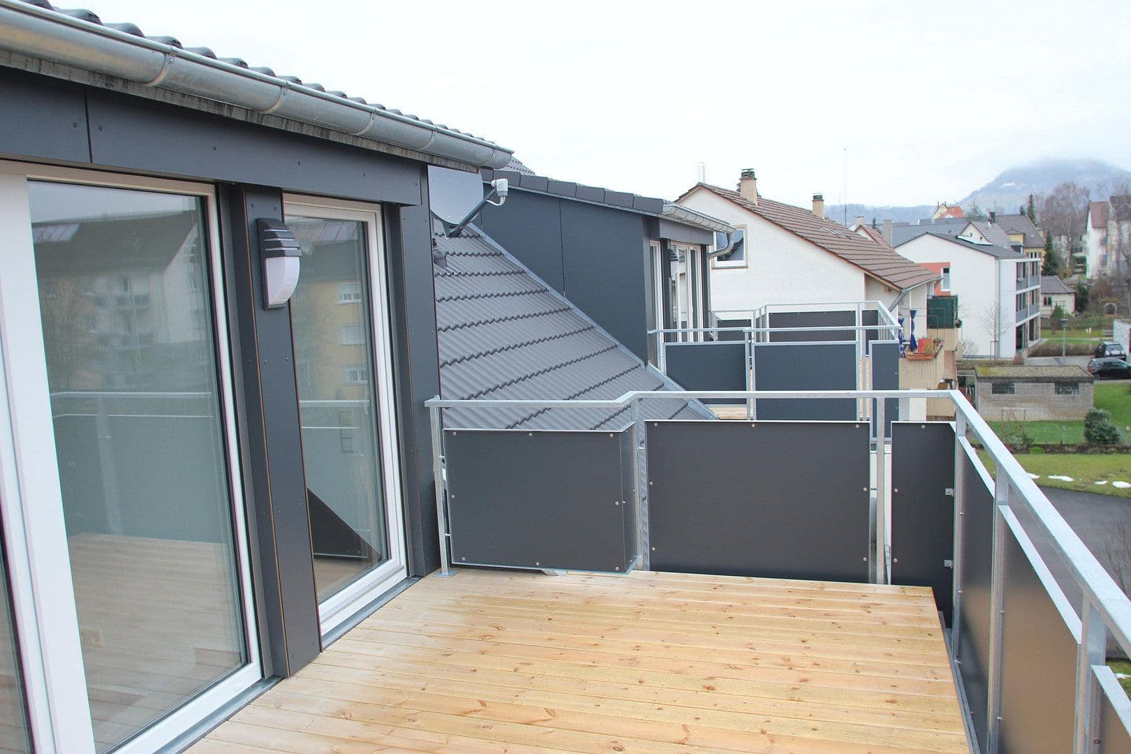 Pronájem bytu 2+kk 85 m², Reutlingen, Bádensko-Württembersko Pronájem bytu 2+kk 85 m², Reutlingen, Bádensko-Württembersko