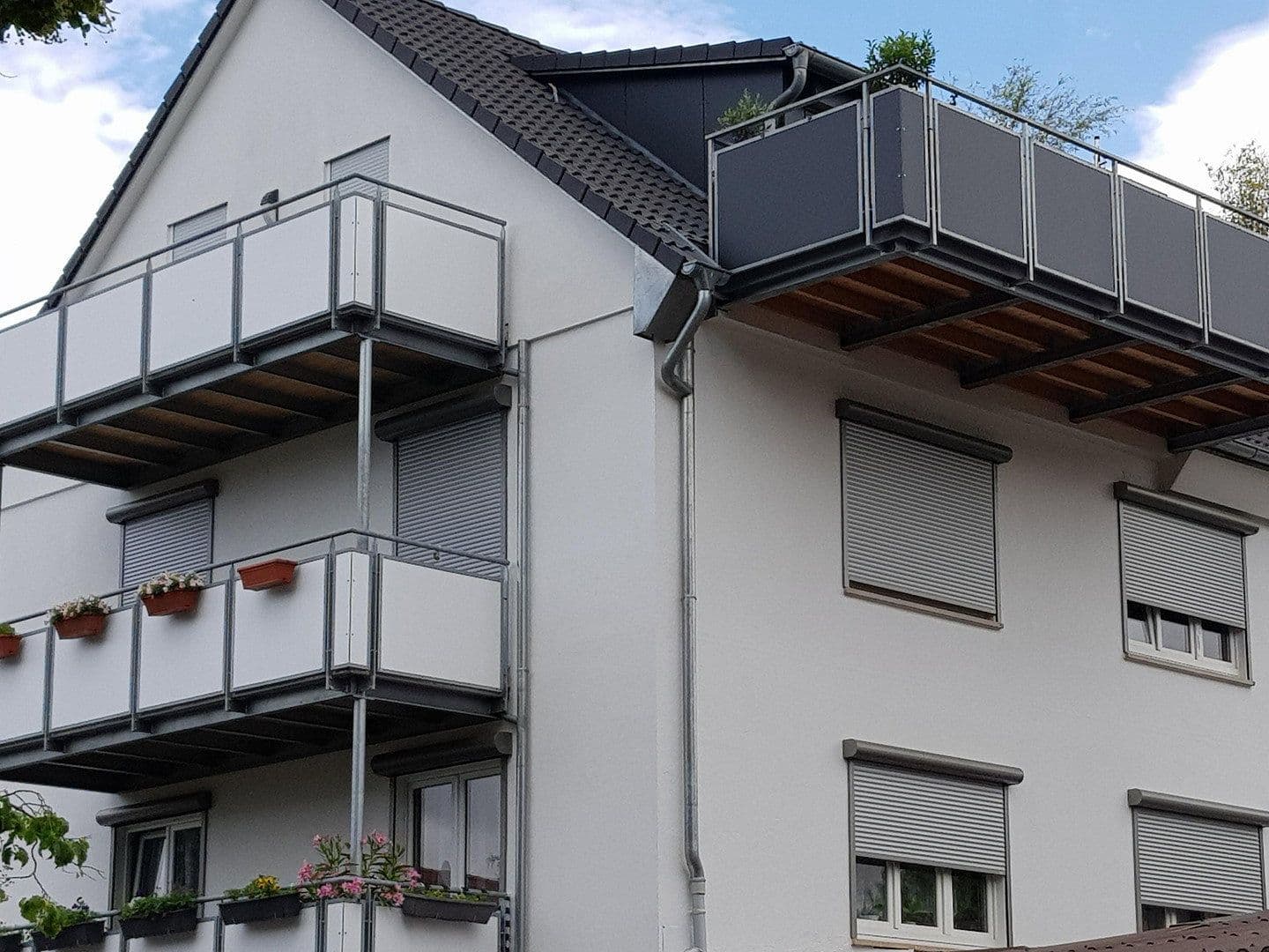 Pronájem bytu 2+kk 85 m², Reutlingen, Bádensko-Württembersko Pronájem bytu 2+kk 85 m², Reutlingen, Bádensko-Württembersko
