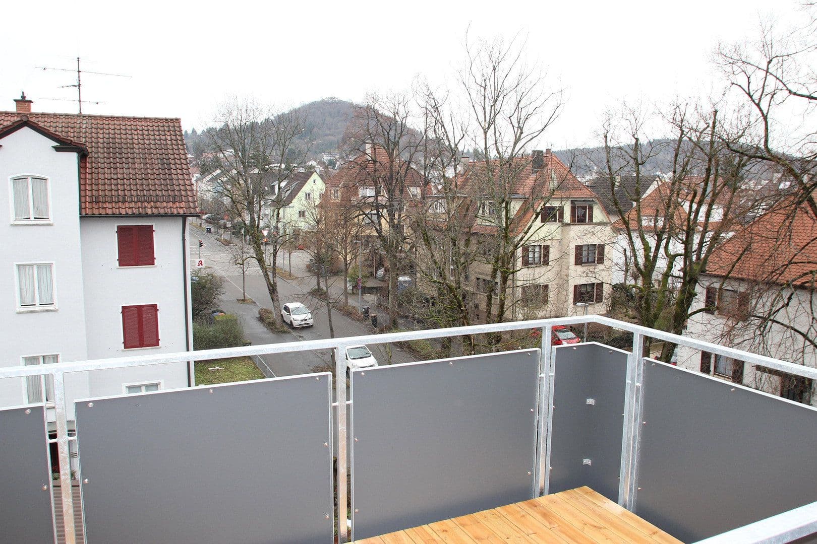 Pronájem bytu 2+kk 85 m², Reutlingen, Bádensko-Württembersko Pronájem bytu 2+kk 85 m², Reutlingen, Bádensko-Württembersko
