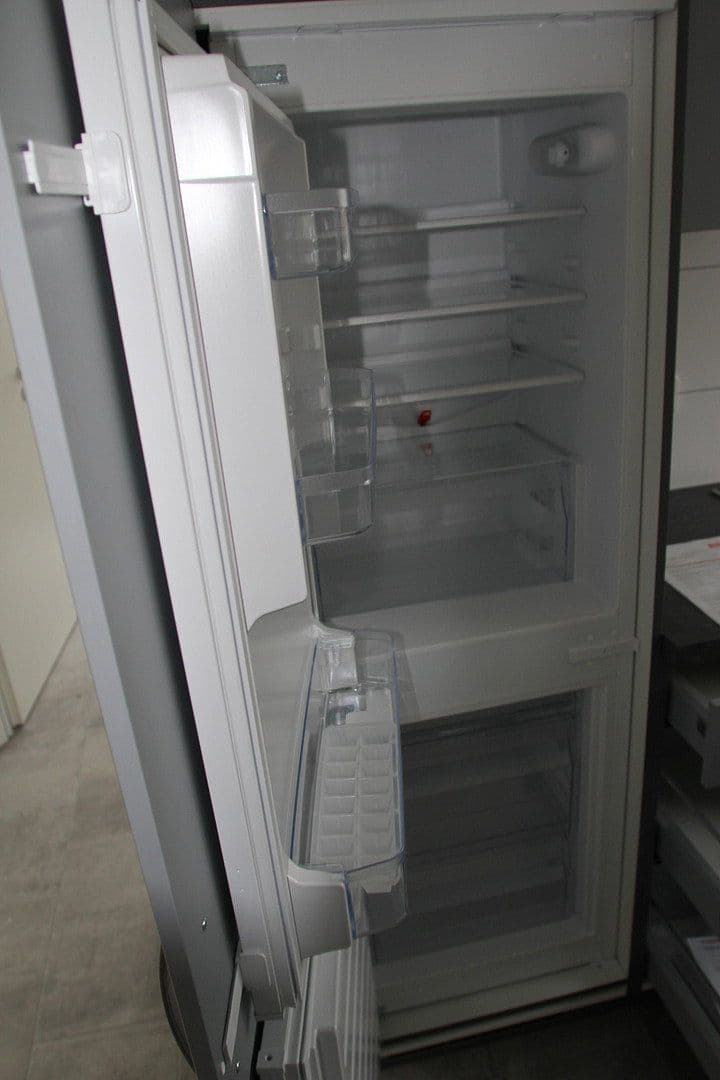 Pronájem bytu 2+kk 85 m², Reutlingen, Bádensko-Württembersko Pronájem bytu 2+kk 85 m², Reutlingen, Bádensko-Württembersko