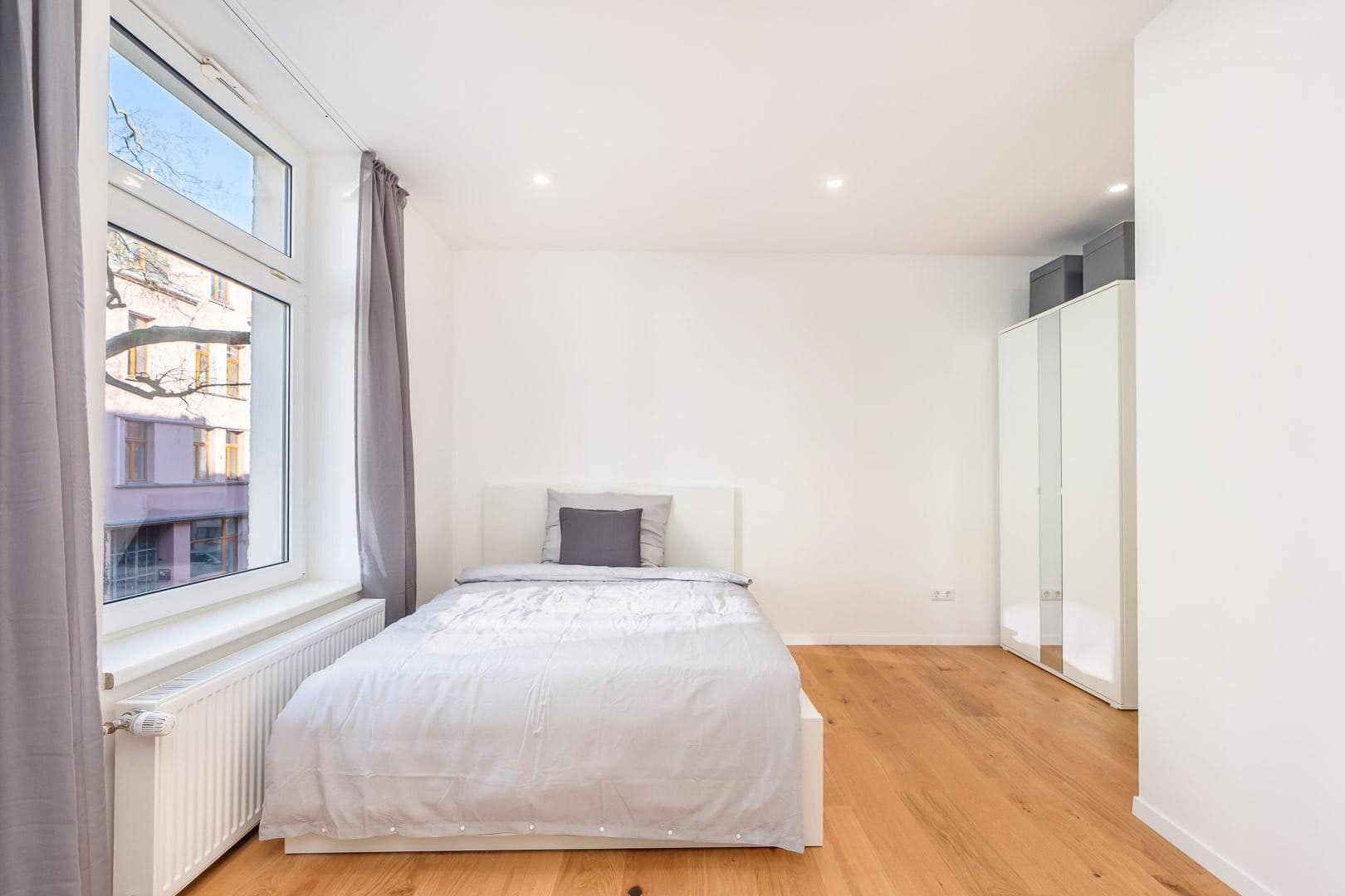 Pronájem bytu 20 m², Düsseldorf, Severní Porýní-Vestfálsko Pronájem bytu 20 m², Düsseldorf, Severní Porýní-Vestfálsko