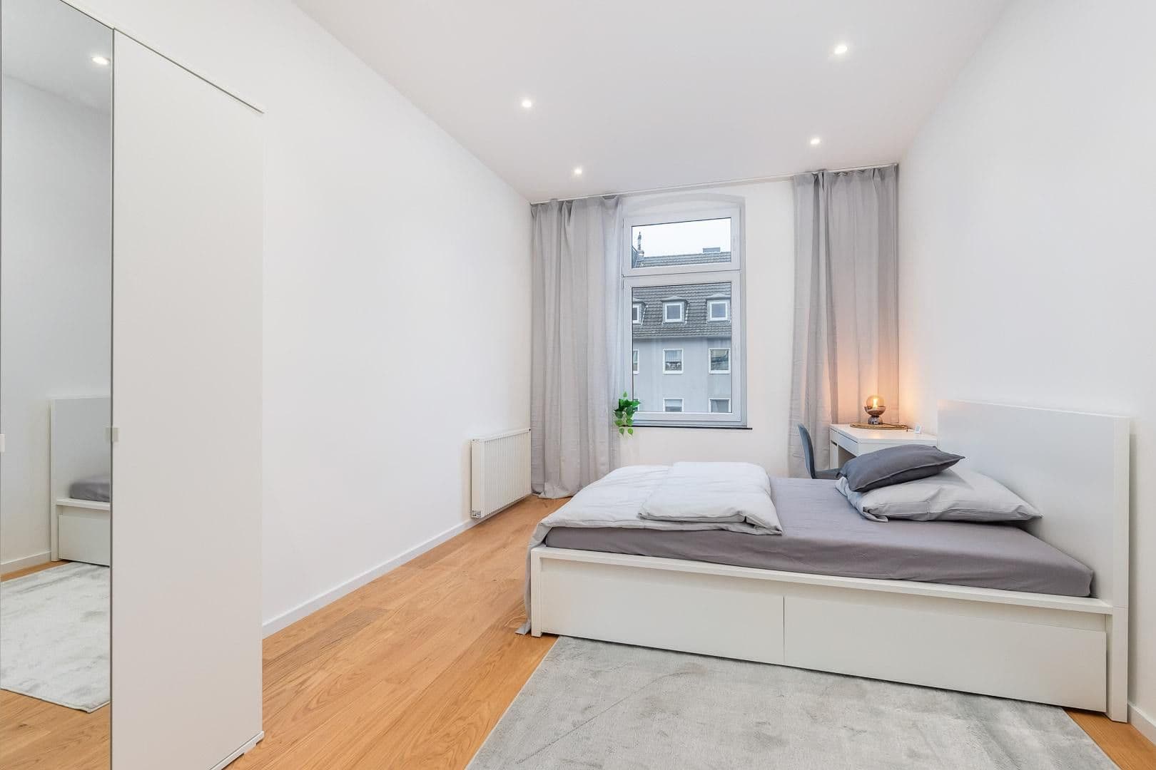 Pronájem bytu 20 m², Düsseldorf, Severní Porýní-Vestfálsko Pronájem bytu 20 m², Düsseldorf, Severní Porýní-Vestfálsko