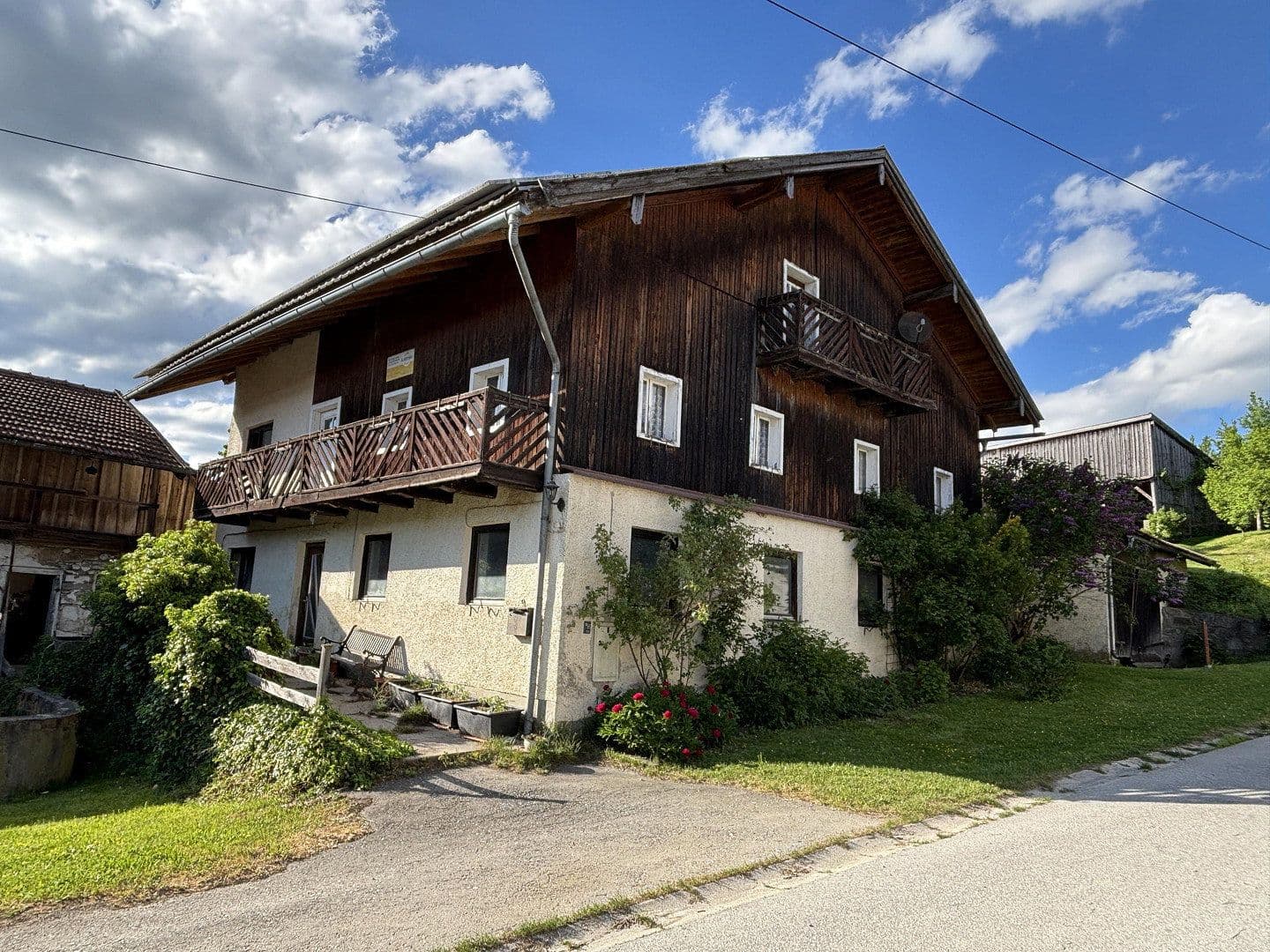 Prodej domu 172 m², pozemek 1.325 m², Nabin 9, Grattersdorf, Bavorsko Prodej domu 172 m², pozemek 1.325 m², Nabin 9, Grattersdorf, Bavorsko