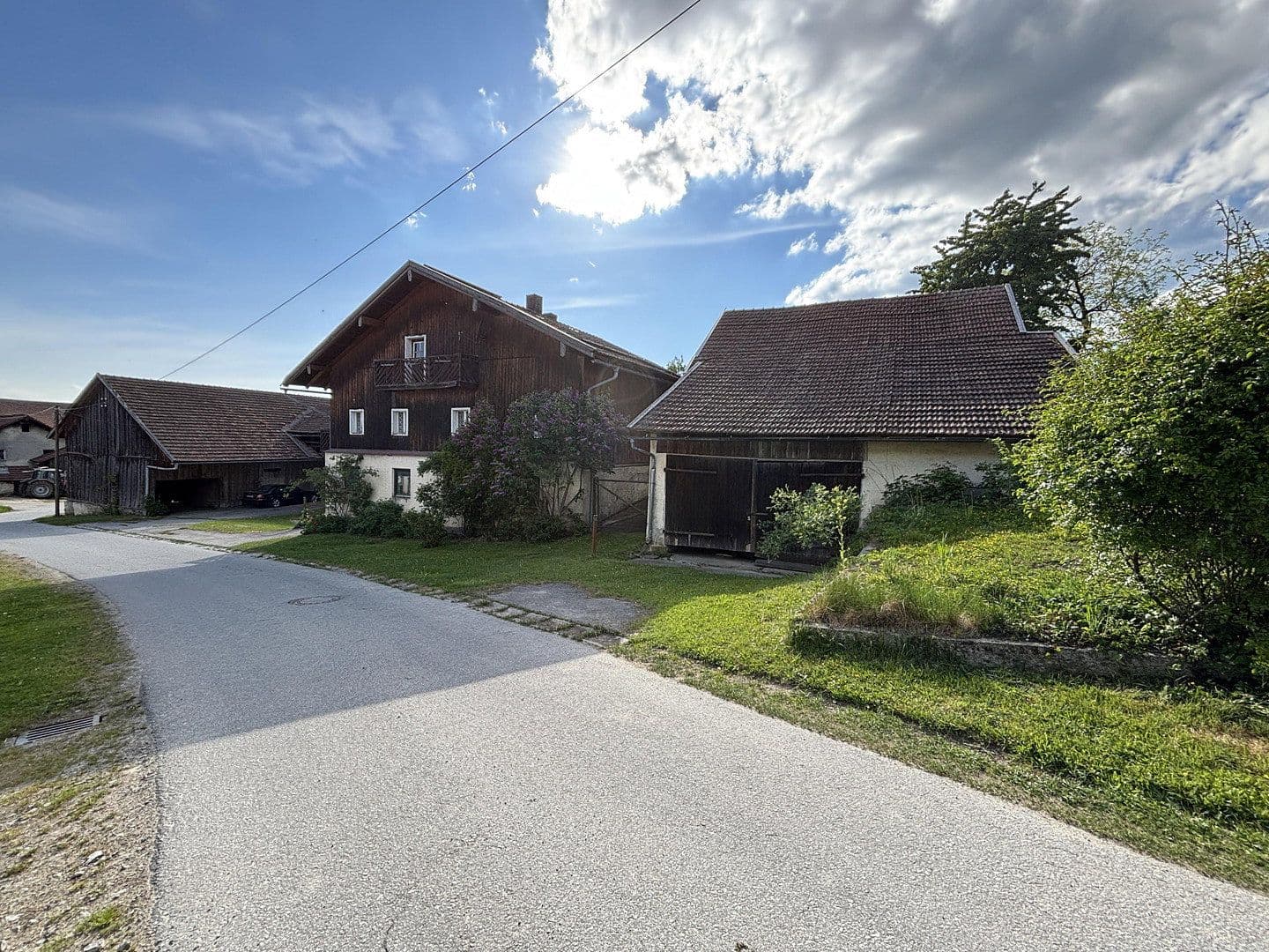 Prodej domu 172 m², pozemek 1.325 m², Nabin 9, Grattersdorf, Bavorsko Prodej domu 172 m², pozemek 1.325 m², Nabin 9, Grattersdorf, Bavorsko