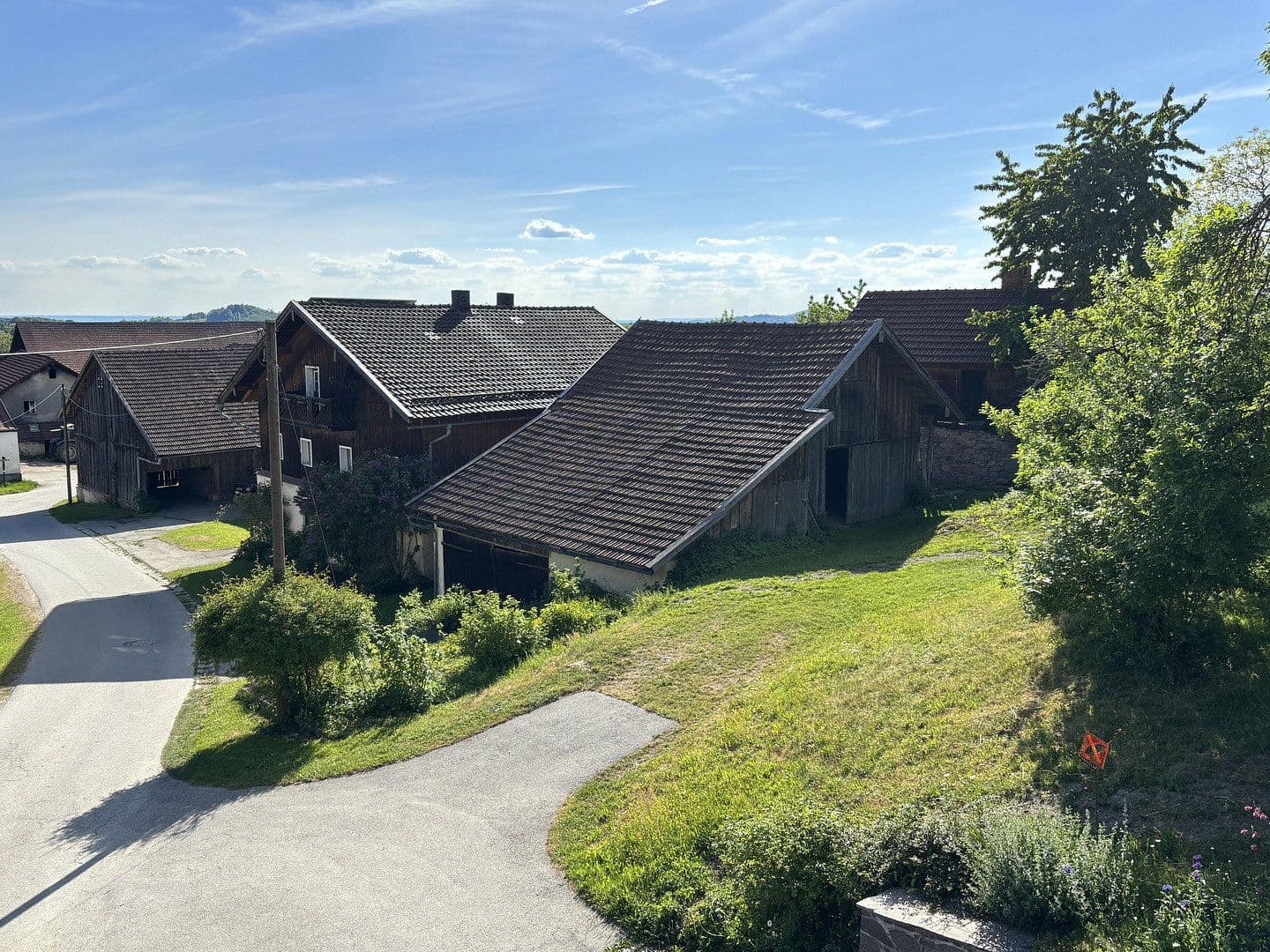 Prodej domu 172 m², pozemek 1.325 m², Nabin 9, Grattersdorf, Bavorsko Prodej domu 172 m², pozemek 1.325 m², Nabin 9, Grattersdorf, Bavorsko