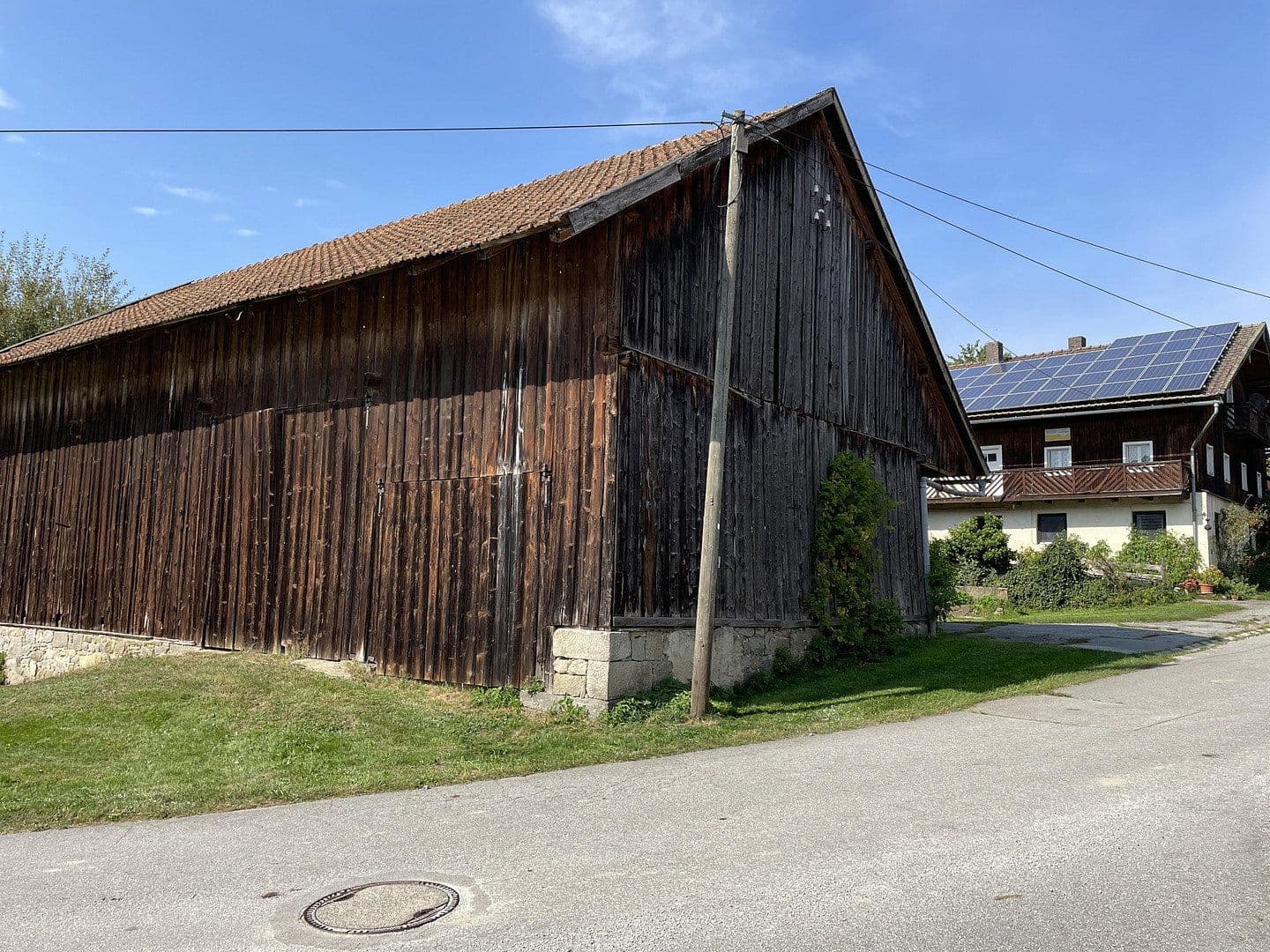 Prodej domu 172 m², pozemek 1.325 m², Nabin 9, Grattersdorf, Bavorsko Prodej domu 172 m², pozemek 1.325 m², Nabin 9, Grattersdorf, Bavorsko