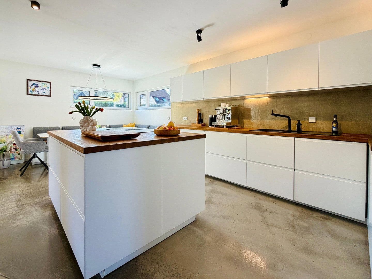 Prodej domu 211 m², pozemek 615 m², Fürstenwalde nad Sprévou, Braniborsko Prodej domu 211 m², pozemek 615 m², Fürstenwalde nad Sprévou, Braniborsko