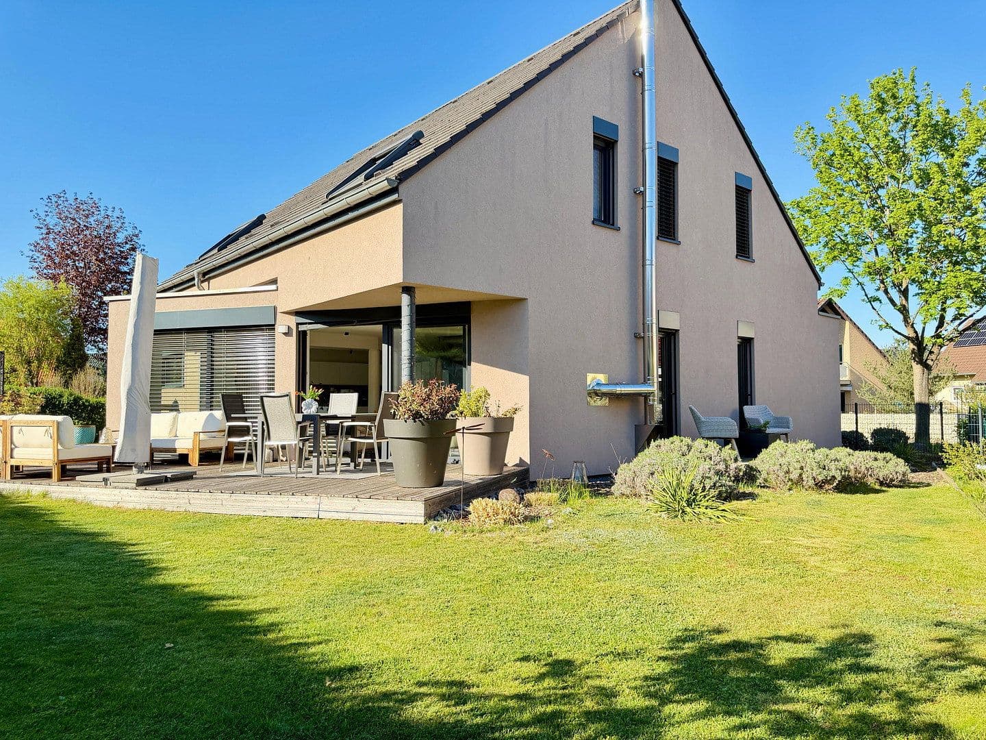 Prodej domu 211 m², pozemek 615 m², Fürstenwalde nad Sprévou, Braniborsko Prodej domu 211 m², pozemek 615 m², Fürstenwalde nad Sprévou, Braniborsko