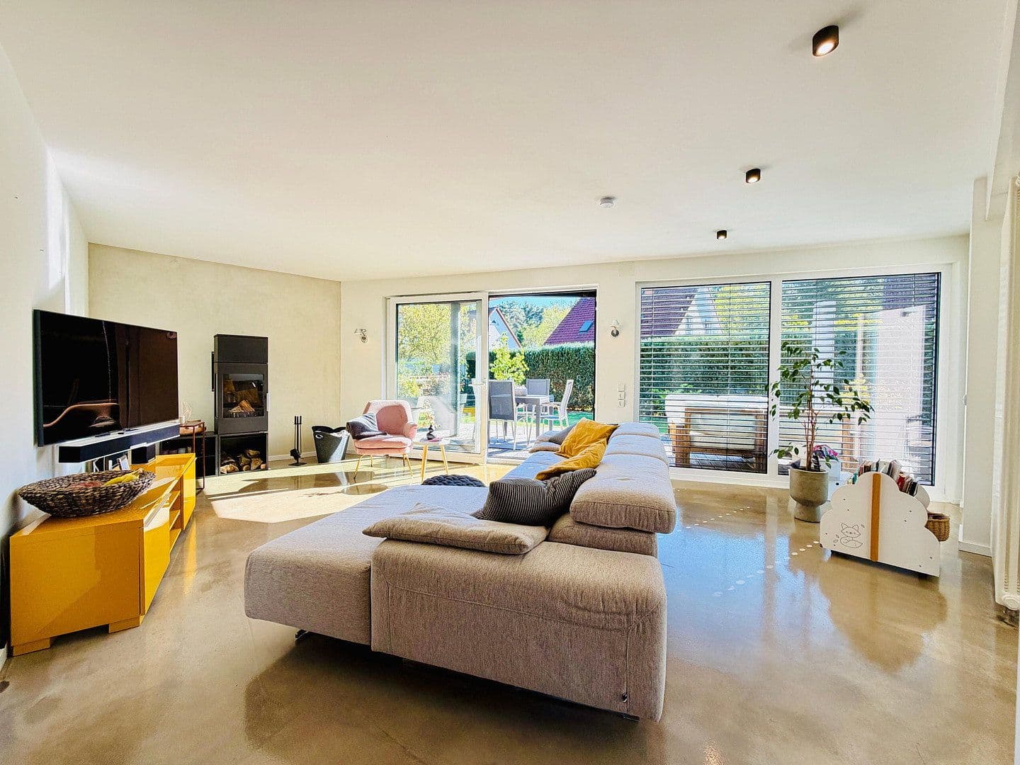 Prodej domu 211 m², pozemek 615 m², Fürstenwalde nad Sprévou, Braniborsko Prodej domu 211 m², pozemek 615 m², Fürstenwalde nad Sprévou, Braniborsko