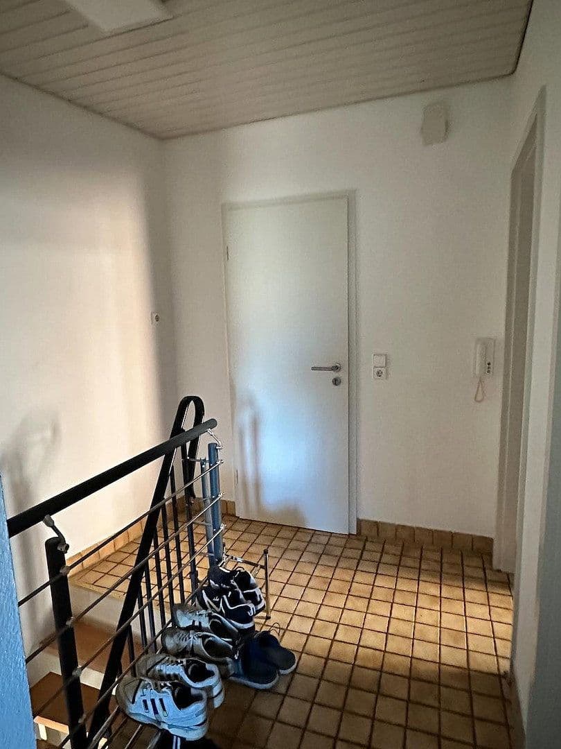 Pronájem bytu 4+1 80 m², Stuttgart, Bádensko-Württembersko Pronájem bytu 4+1 80 m², Stuttgart, Bádensko-Württembersko