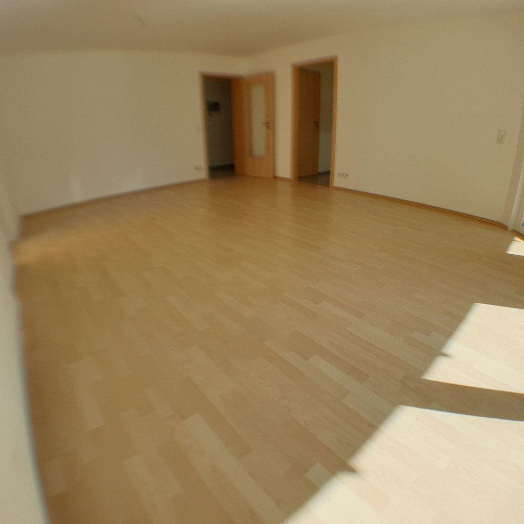 Pronájem bytu 3+kk 75 m², Curfeßstraße 33, Aalen, Bádensko-Württembersko Pronájem bytu 3+kk 75 m², Curfeßstraße 33, Aalen, Bádensko-Württembersko