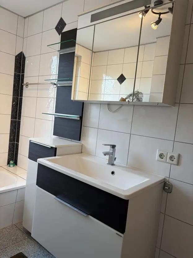 Pronájem bytu 3+kk 75 m², Curfeßstraße 33, Aalen, Bádensko-Württembersko Pronájem bytu 3+kk 75 m², Curfeßstraße 33, Aalen, Bádensko-Württembersko