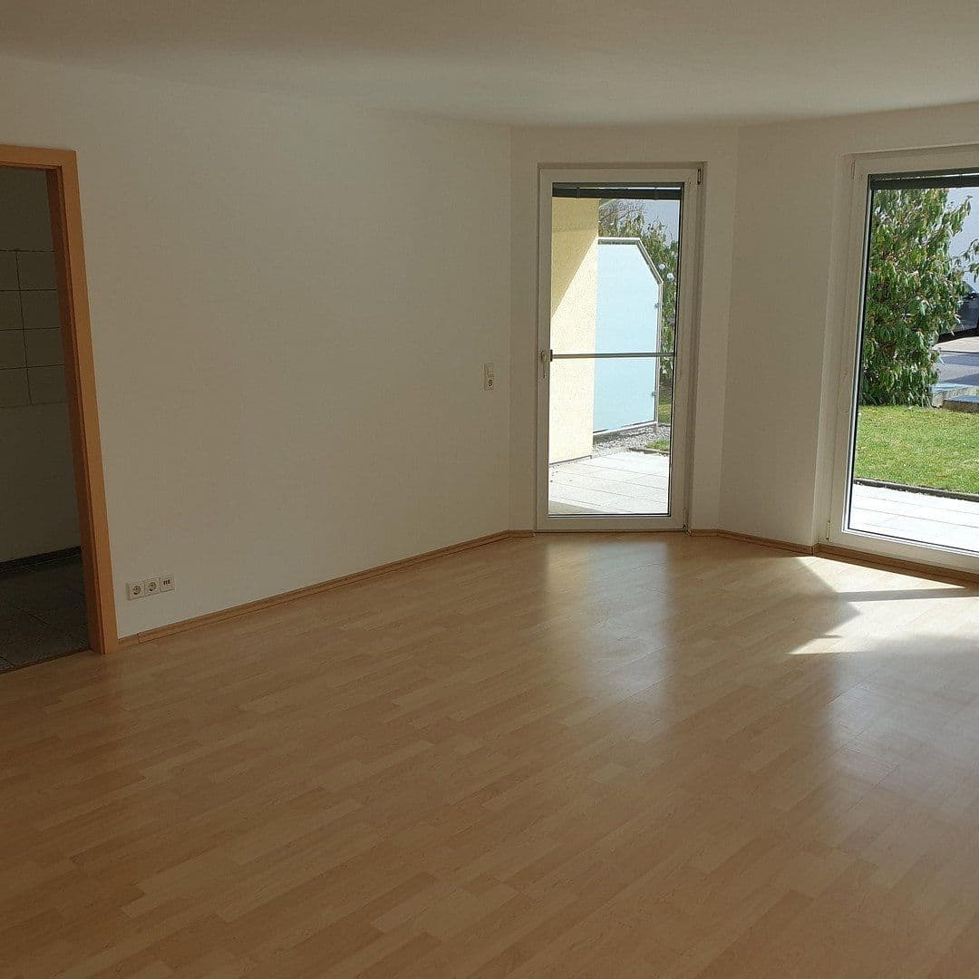 Pronájem bytu 3+kk 75 m², Curfeßstraße 33, Aalen, Bádensko-Württembersko Pronájem bytu 3+kk 75 m², Curfeßstraße 33, Aalen, Bádensko-Württembersko