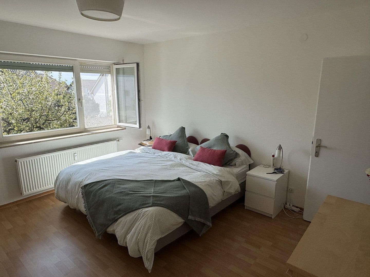Pronájem bytu 3+kk 88 m², Immenstaad am Bodensee, Bádensko-Württembersko Pronájem bytu 3+kk 88 m², Immenstaad am Bodensee, Bádensko-Württembersko
