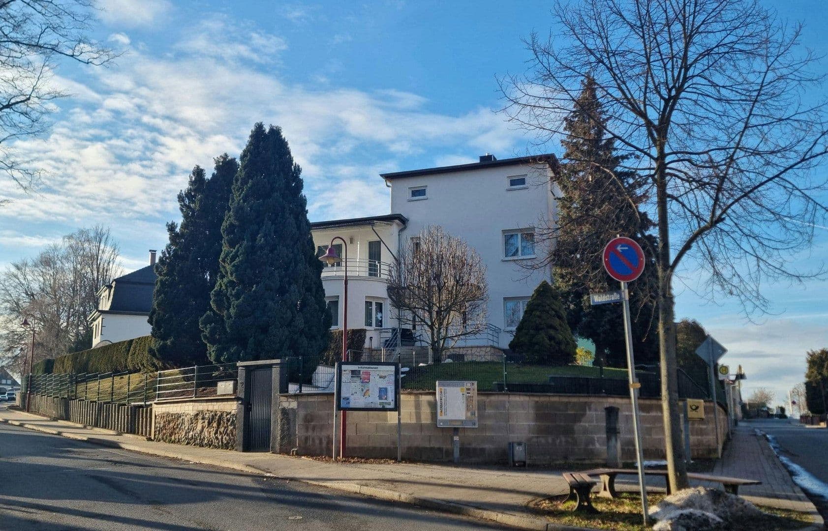 Prodej domu 148 m², pozemek 906 m², Waldstraße 2, Münchenbernsdorf, Durynsko Prodej domu 148 m², pozemek 906 m², Waldstraße 2, Münchenbernsdorf, Durynsko