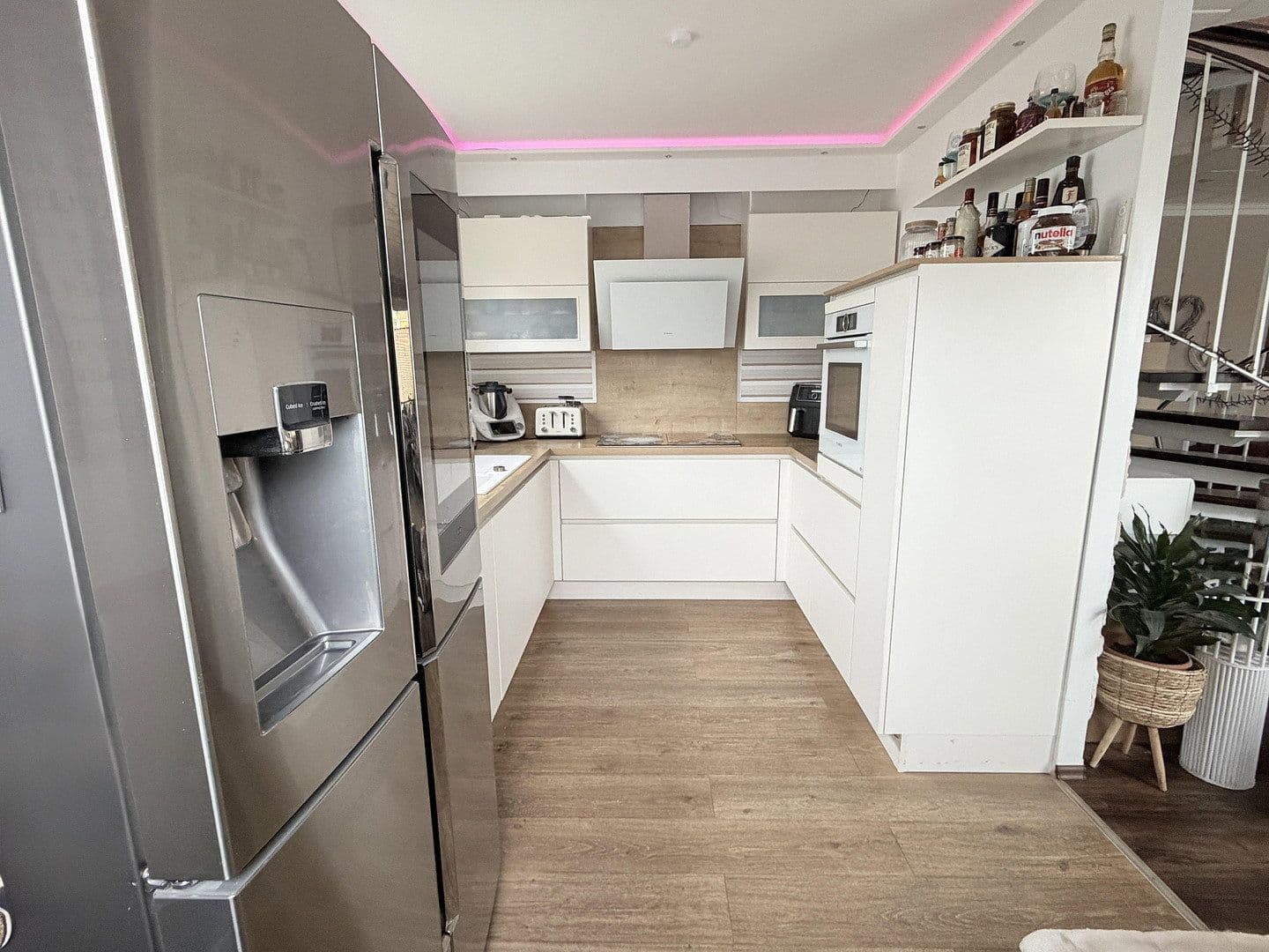 Prodej bytu 3+1 74 m², Berlin, Berlín Prodej bytu 3+1 74 m², Berlin, Berlín