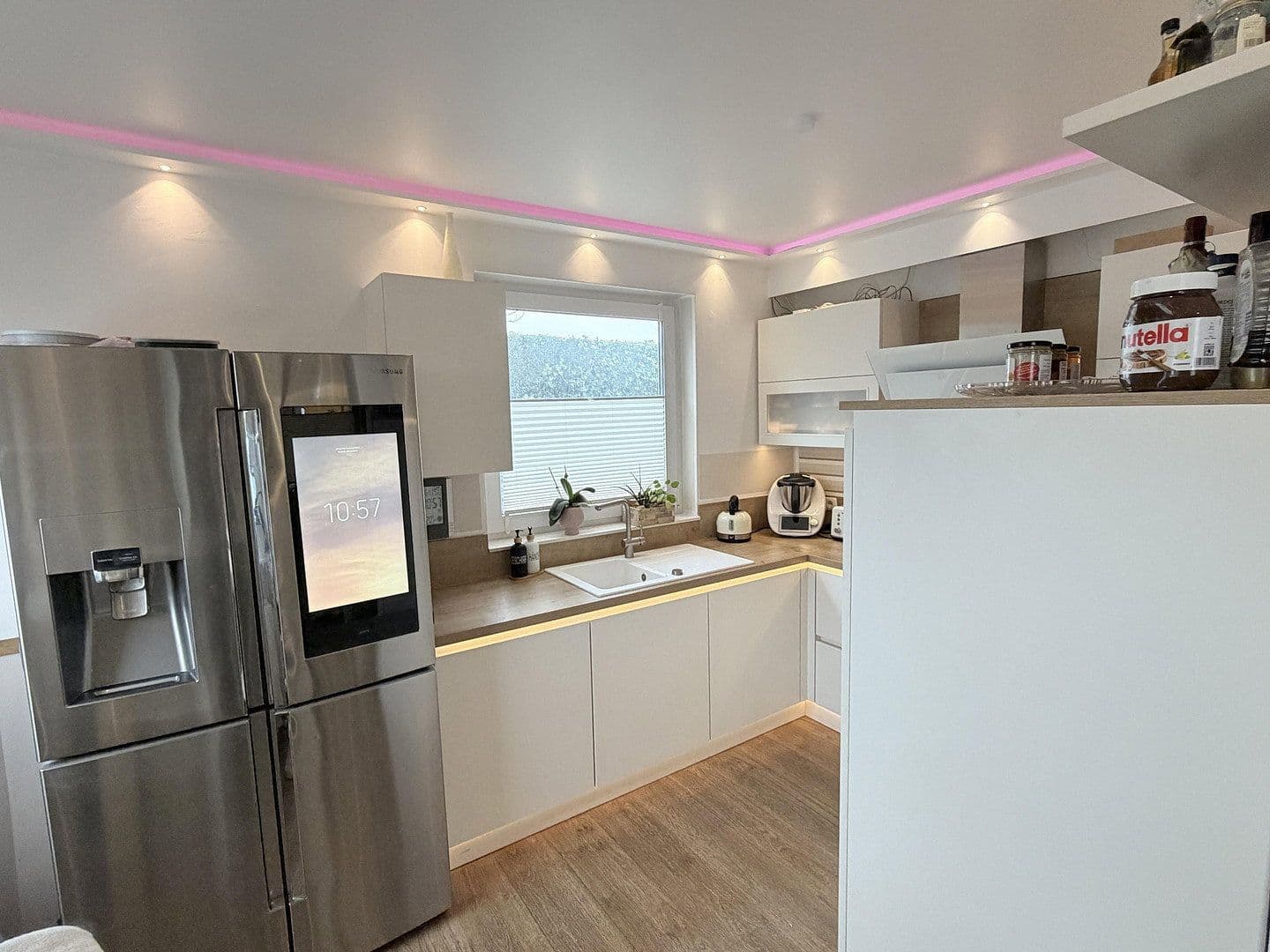 Prodej bytu 3+1 74 m², Berlin, Berlín Prodej bytu 3+1 74 m², Berlin, Berlín