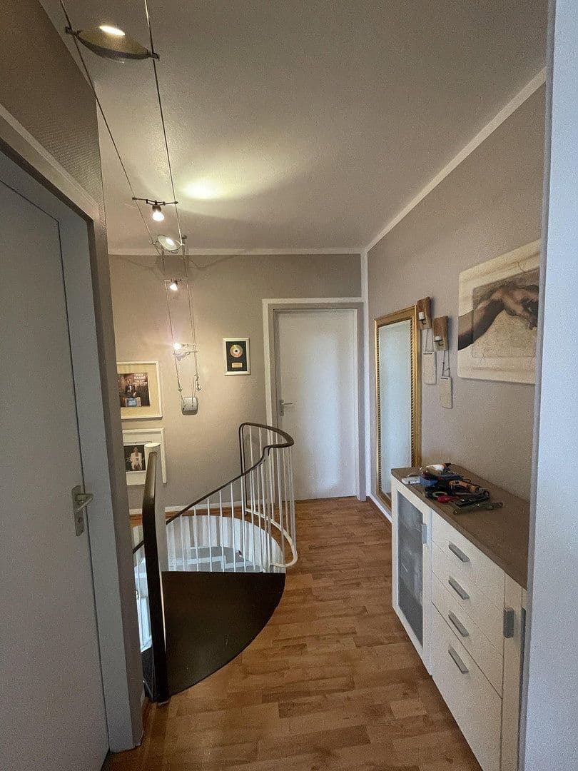 Prodej bytu 3+1 74 m², Berlin, Berlín Prodej bytu 3+1 74 m², Berlin, Berlín