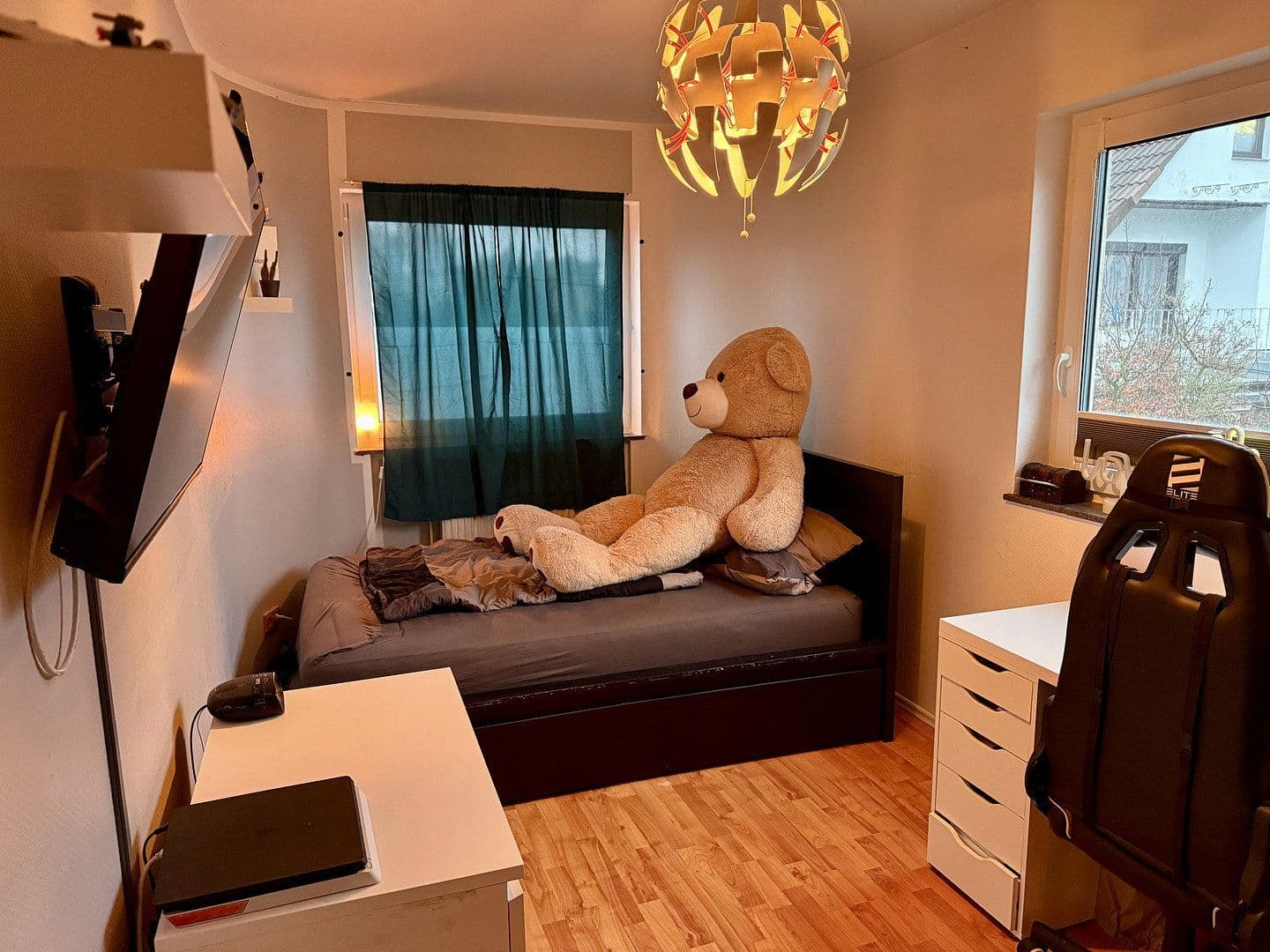 Prodej bytu 3+1 74 m², Berlin, Berlín Prodej bytu 3+1 74 m², Berlin, Berlín