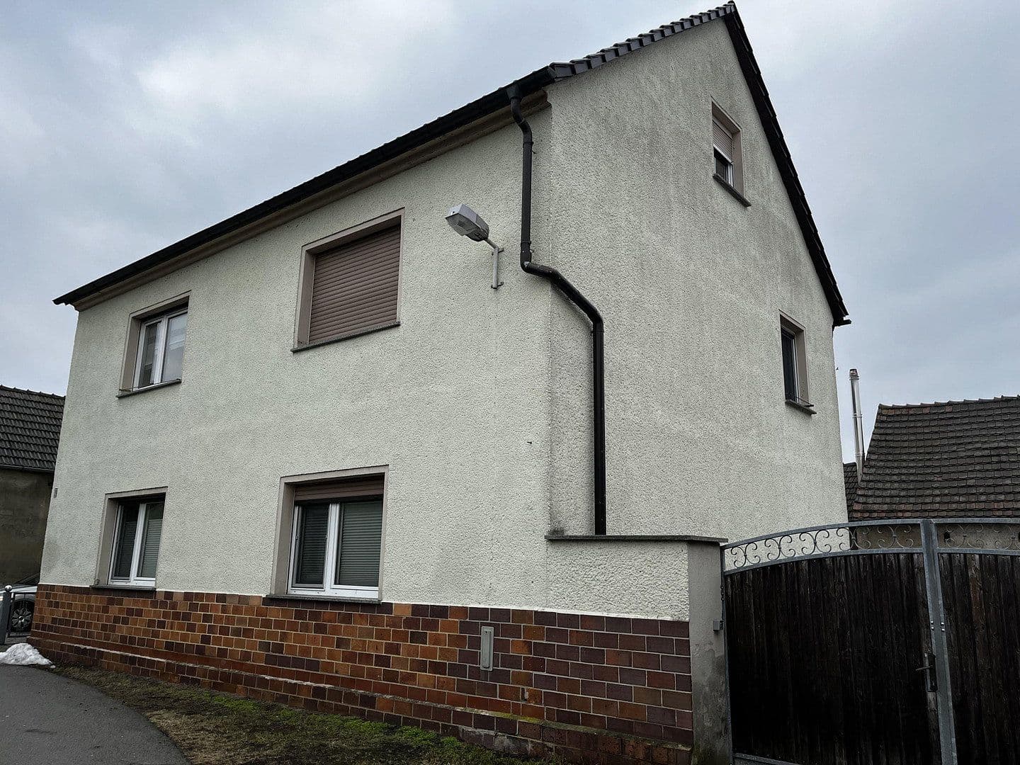 Prodej domu 195 m², pozemek 555 m², Ruhland, Braniborsko Prodej domu 195 m², pozemek 555 m², Ruhland, Braniborsko