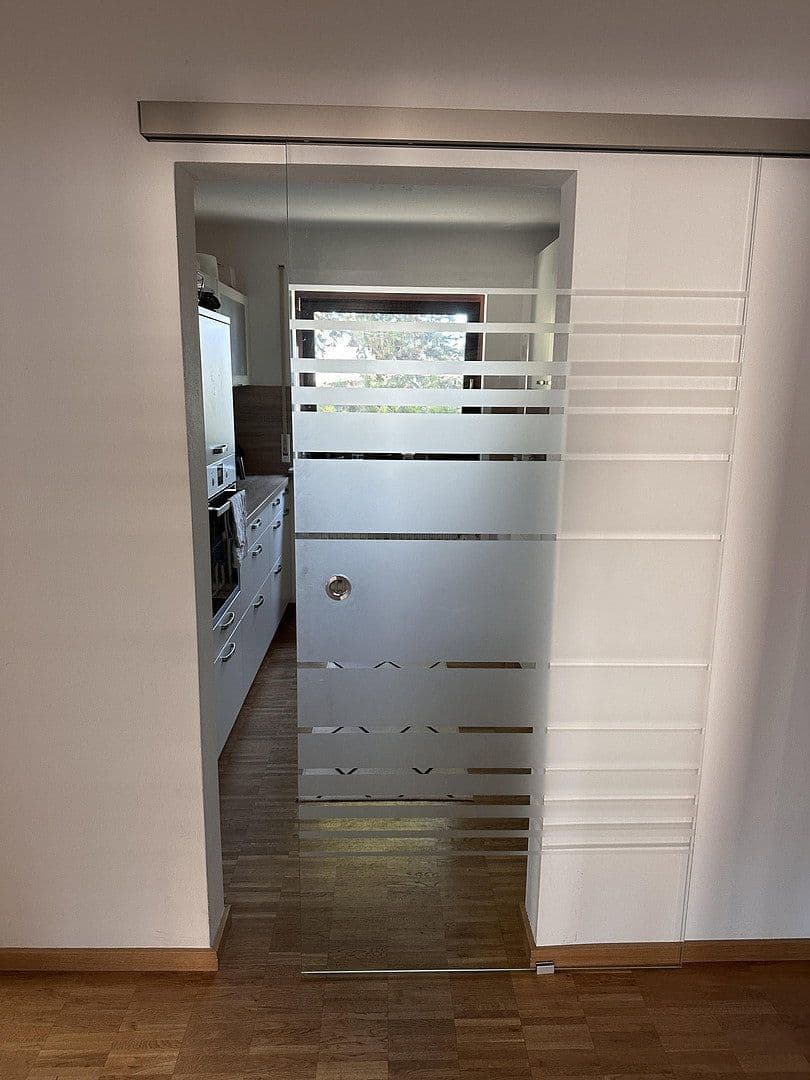 Prodej bytu 3+1 95 m², Kleiststrasse 8, Tamm, Bádensko-Württembersko Prodej bytu 3+1 95 m², Kleiststrasse 8, Tamm, Bádensko-Württembersko