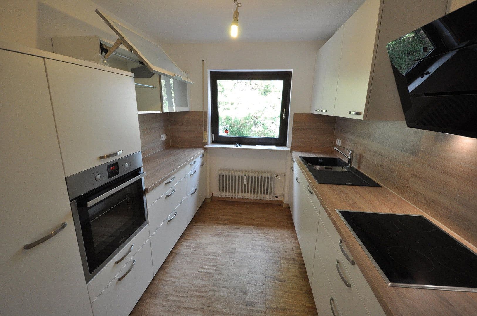 Prodej bytu 3+1 95 m², Kleiststrasse 8, Tamm, Bádensko-Württembersko Prodej bytu 3+1 95 m², Kleiststrasse 8, Tamm, Bádensko-Württembersko