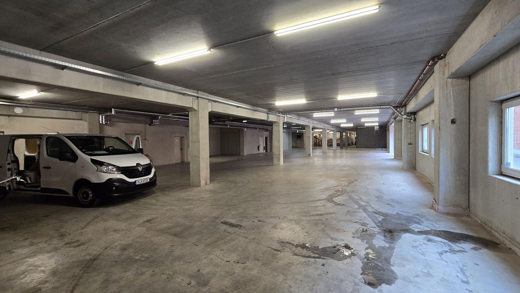 Pronájem nebytového prostoru 1.402 m², Egelseestr. 13, Singen (Hohentwiel), Bádensko-Württembersko Pronájem nebytového prostoru 1.402 m², Egelseestr. 13, Singen (Hohentwiel), Bádensko-Württembersko